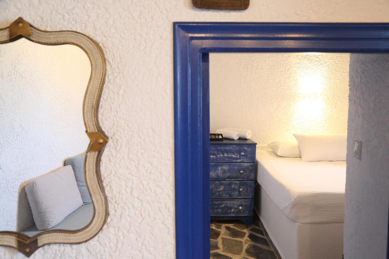 Le Petit Chateau Ano Syros Bagian luar foto